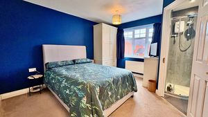 Photo 10- click for photo gallery